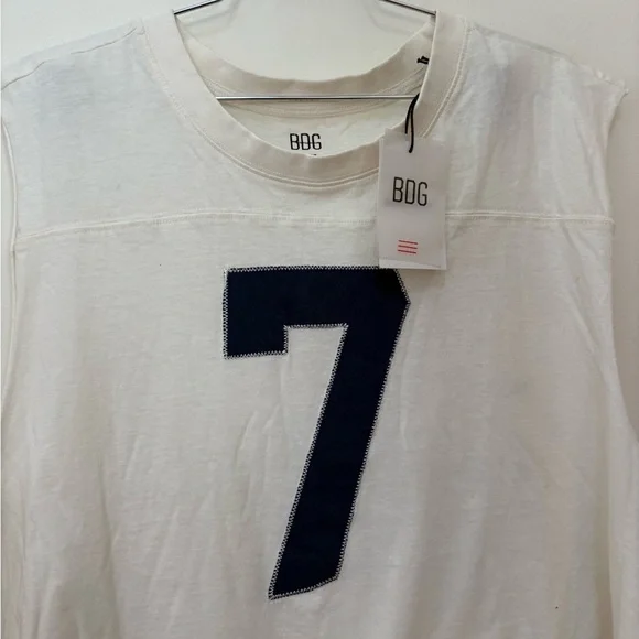 NWT Urban Outfitters BDG Game Day Collegiate Graphic Cutoff Tee Size XL - Picture 3 of 11